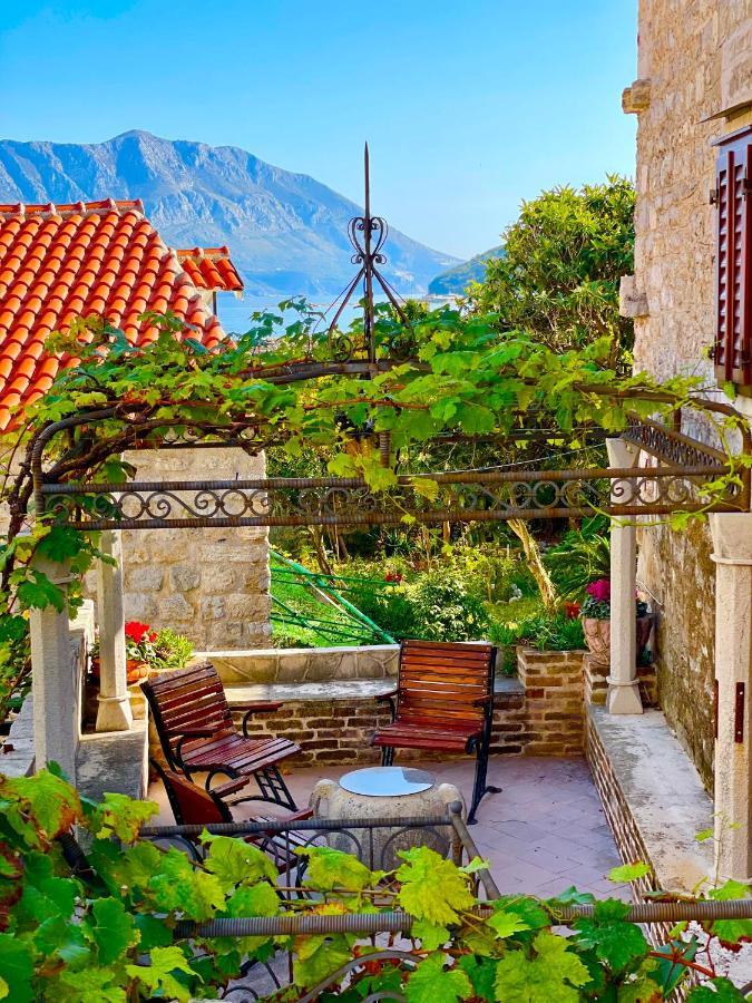 Old Town House With Private Garden *