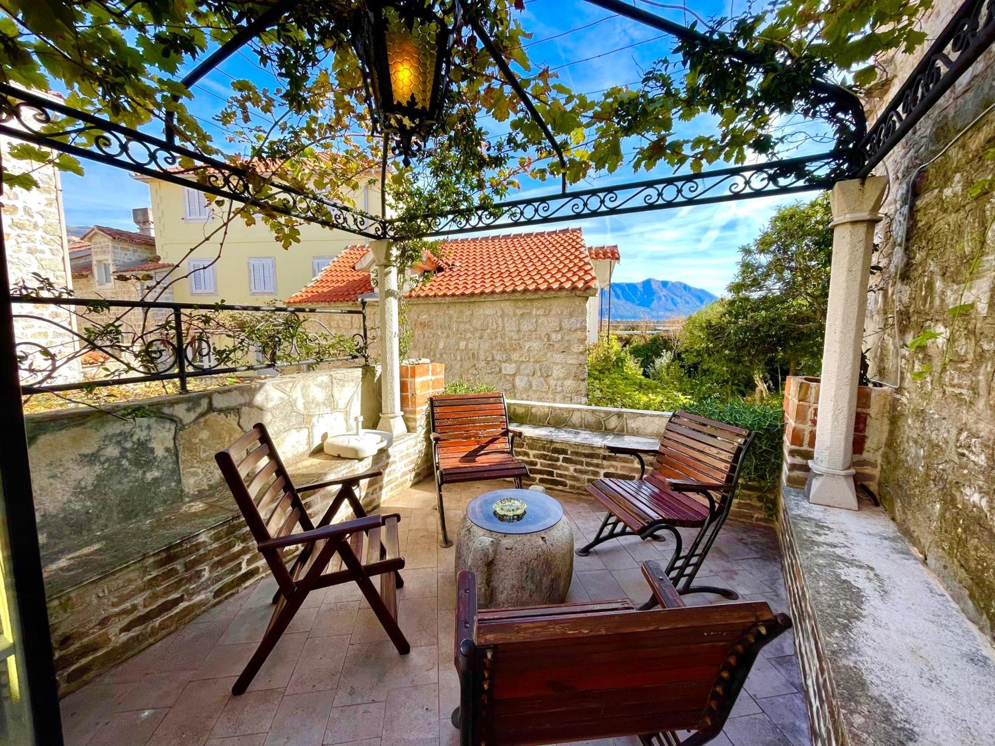 Old Town House With Private Garden
