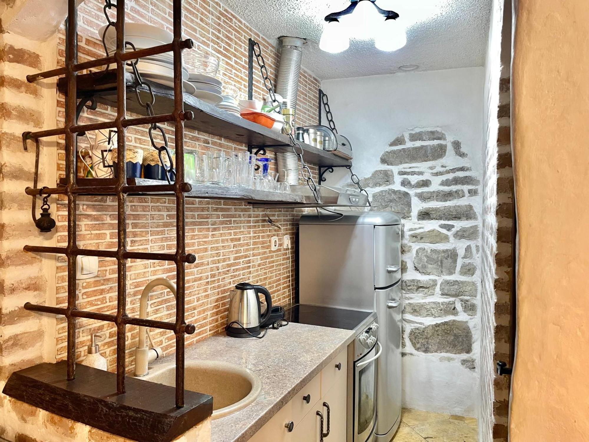 Old Town House With Private Garden Apartment