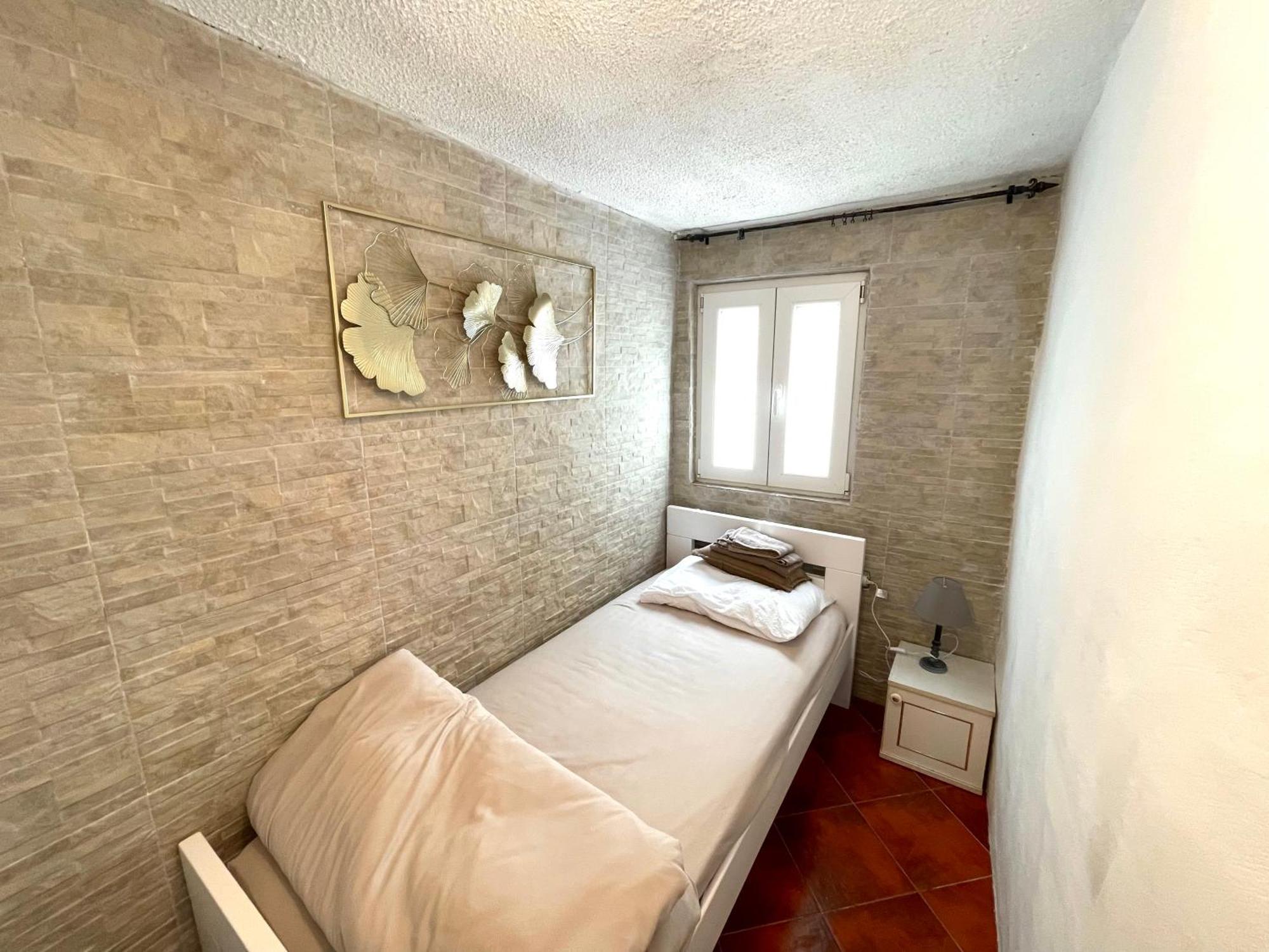Apartment Old Town House With Private Garden Budva
