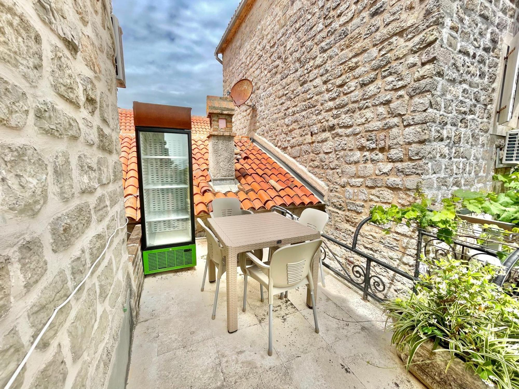 Apartment Old Town House With Private Garden *